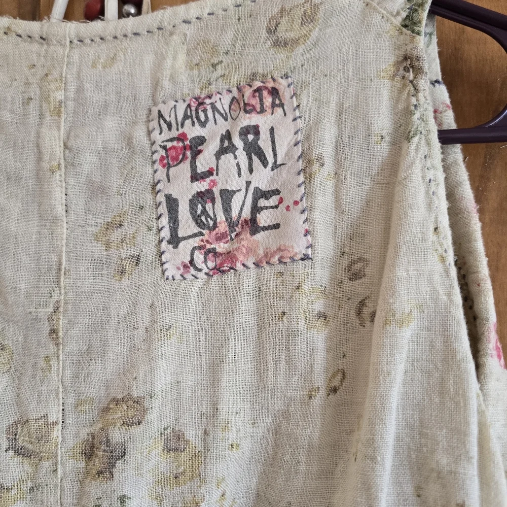 Magnolia Pearl European Cotton Button Vest - Picture 5 of 5
